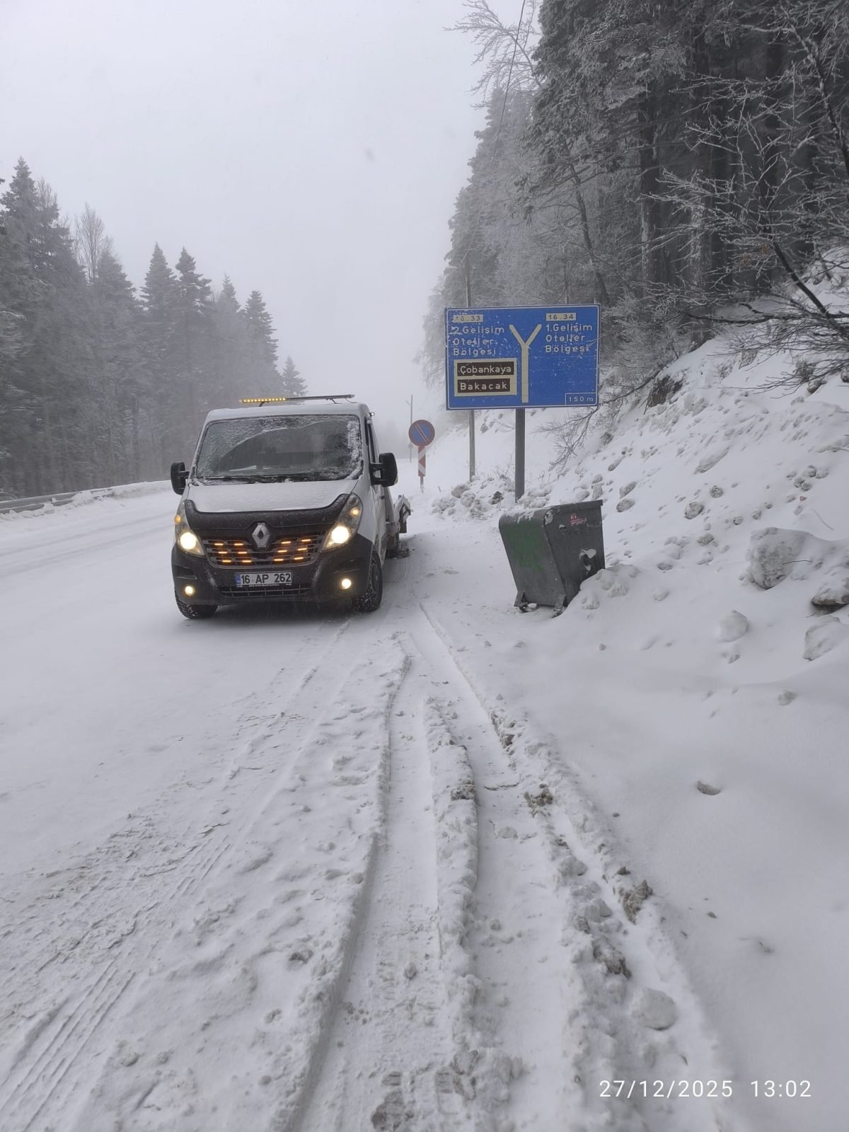 Karlı Yolda Yol Yardım